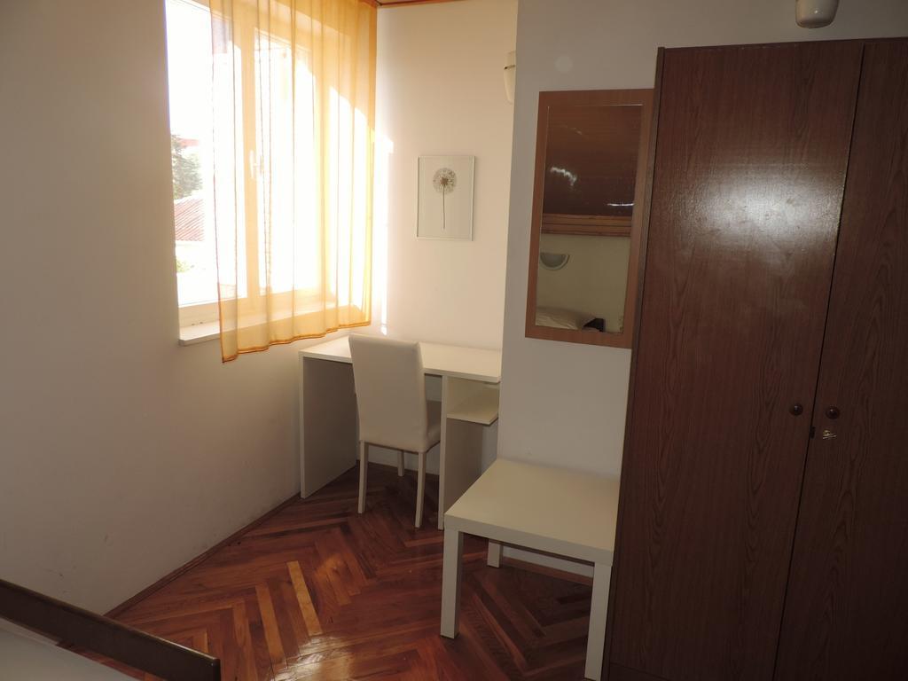 Apartment Vidas Novalja Exterior photo