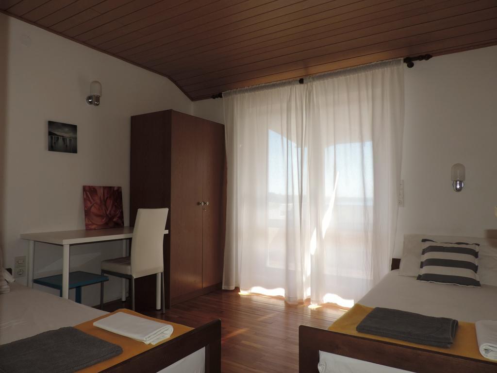 Apartment Vidas Novalja Exterior photo